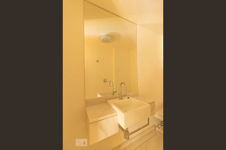 Lavabo de apartamento para alugar com 4 quartos, 215m² em Vila Adyana, São José dos Campos