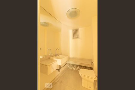 Lavabo de apartamento para alugar com 4 quartos, 215m² em Vila Adyana, São José dos Campos