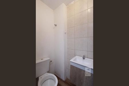 BANHEIRO de apartamento à venda com 1 quarto, 42m² em Rubem Berta, Porto Alegre