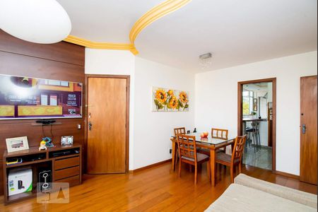 Sala de apartamento à venda com 3 quartos, 100m² em São Pedro, Belo Horizonte