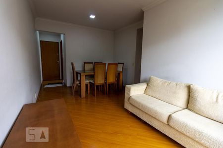 Sala de apartamento para alugar com 3 quartos, 75m² em Vila Butantã, São Paulo