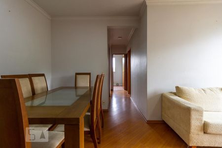 Sala de apartamento para alugar com 3 quartos, 75m² em Vila Butantã, São Paulo