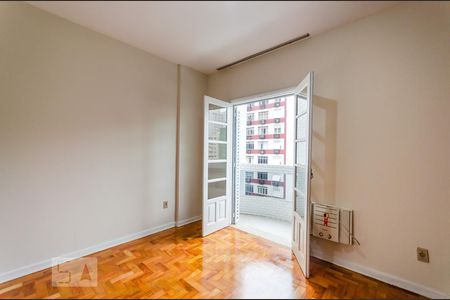 Quarto 1 suíte de apartamento para alugar com 2 quartos, 106m² em José Menino, Santos