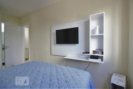 Suíte de apartamento para alugar com 2 quartos, 57m² em Vila Andrade, São Paulo