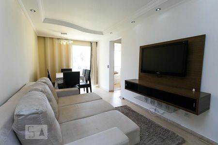 Sala 1 de apartamento para alugar com 2 quartos, 52m² em Paraisópolis, São Paulo