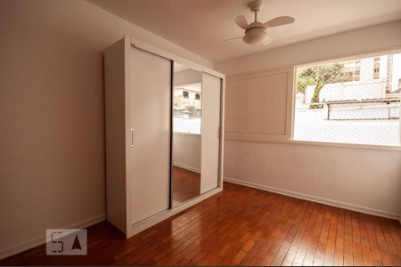 Sala/Quarto de kitnet/studio à venda com 1 quarto, 38m² em Cerqueira César, São Paulo