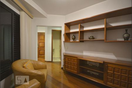 Sala de TV de apartamento para alugar com 3 quartos, 145m² em Vila Mariana, São Paulo