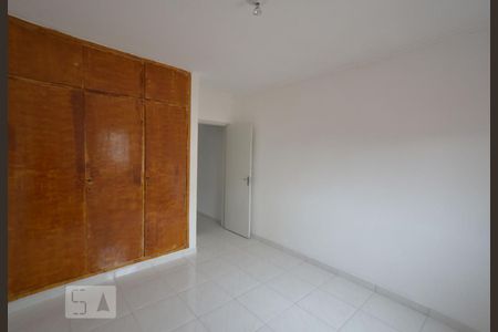 Quarto 2 de casa para alugar com 2 quartos, 130m² em Jardim Previdencia, São Paulo