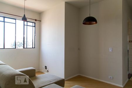 Sala de apartamento para alugar com 2 quartos, 50m² em Vila do Encontro, São Paulo