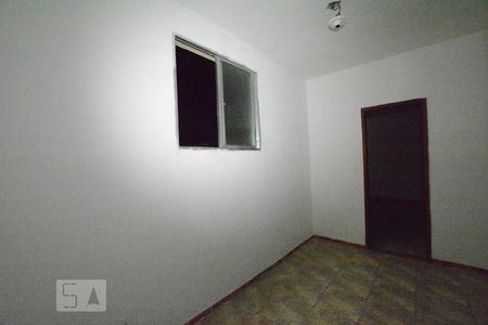 Sala de apartamento para alugar com 1 quarto, 60m² em Olaria, Rio de Janeiro