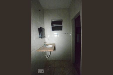 Banheiro da Suíte de apartamento para alugar com 1 quarto, 60m² em Olaria, Rio de Janeiro