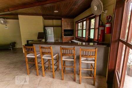 Casa de condomínio à venda com 188m², 3 quartos e 2 vagas Casa de condomínio à venda com 188m², 3 quartos e 2 vagasÁrea comum - Salão de festas