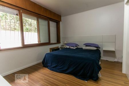 Casa de condomínio à venda com 188m², 3 quartos e 2 vagas Casa de condomínio à venda com 188m², 3 quartos e 2 vagasSuíte