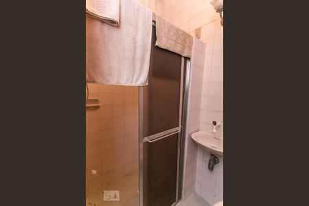 Casa de condomínio à venda com 188m², 3 quartos e 2 vagas Casa de condomínio à venda com 188m², 3 quartos e 2 vagasBanheiro de Serviço