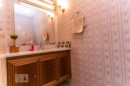 Casa de condomínio à venda com 188m², 3 quartos e 2 vagas