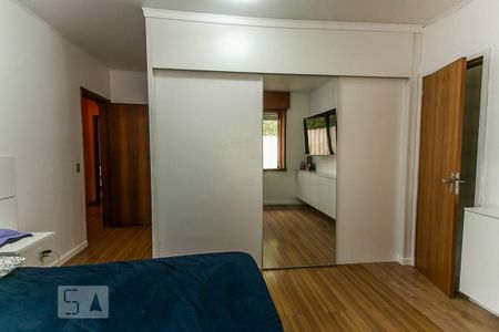 Casa de condomínio à venda com 188m², 3 quartos e 2 vagas Casa de condomínio à venda com 188m², 3 quartos e 2 vagasSuíte