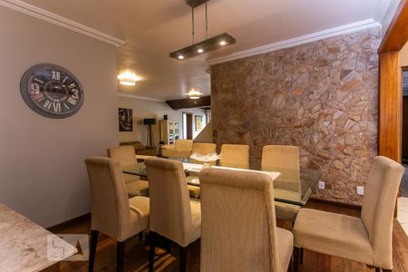 Casa de condomínio à venda com 188m², 3 quartos e 2 vagas Casa de condomínio à venda com 188m², 3 quartos e 2 vagasSala de jantar