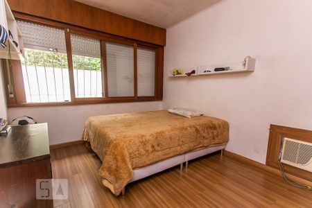 Casa de condomínio à venda com 188m², 3 quartos e 2 vagas Casa de condomínio à venda com 188m², 3 quartos e 2 vagasQuarto 1