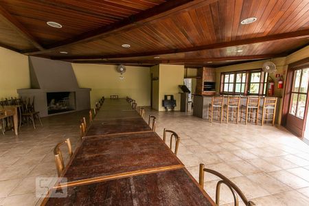 Casa de condomínio à venda com 188m², 3 quartos e 2 vagas Casa de condomínio à venda com 188m², 3 quartos e 2 vagasÁrea comum - Salão de festas