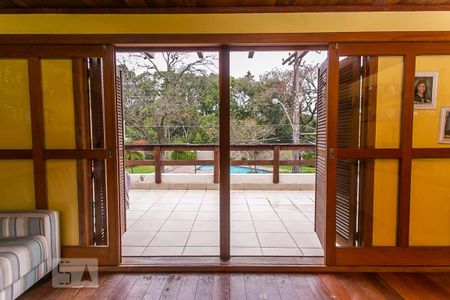 Casa de condomínio à venda com 188m², 3 quartos e 2 vagas Casa de condomínio à venda com 188m², 3 quartos e 2 vagasAcesso Sacada