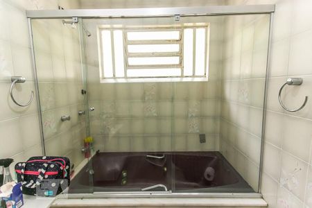 Casa de condomínio à venda com 188m², 3 quartos e 2 vagas Casa de condomínio à venda com 188m², 3 quartos e 2 vagasBanheiro da Suíte