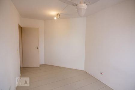 Quartos  de apartamento à venda com 4 quartos, 155m² em Vila Pirajussara, São Paulo