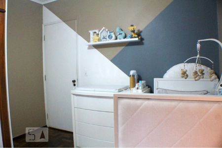 Quarto de casa à venda com 3 quartos, 180m² em Vila Oratório, São Paulo