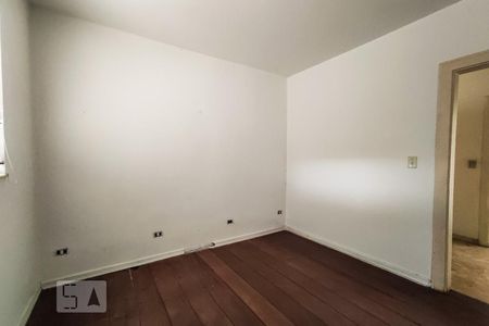 Sala de TV de casa à venda com 4 quartos, 748m² em Jardim Leonor, São Paulo