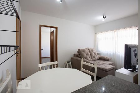 Sala de apartamento para alugar com 1 quarto, 39m² em Presidente Médici, Ribeirão Preto