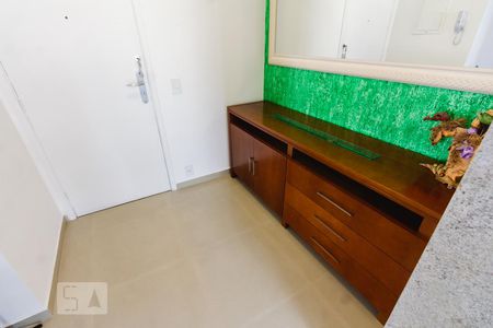 Apartamento à venda com 72m², 2 quartos e 1 vagaEntrada