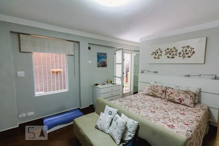Suíte 1 de casa à venda com 3 quartos, 240m² em Alto da Lapa, São Paulo