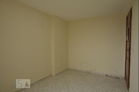 Quarto 1 de apartamento para alugar com 2 quartos, 52m² em Taquara, Rio de Janeiro