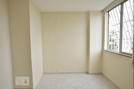 Quarto 2 de apartamento para alugar com 2 quartos, 52m² em Taquara, Rio de Janeiro