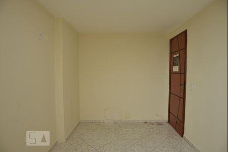 Quarto 1 de apartamento para alugar com 2 quartos, 52m² em Taquara, Rio de Janeiro