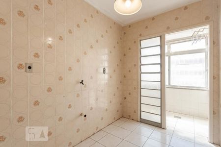 Cozinha de apartamento à venda com 2 quartos, 68m² em Alto Petrópolis, Porto Alegre