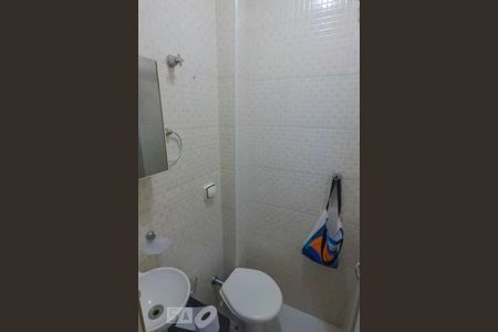 Banheiro de Serviço de apartamento à venda com 2 quartos, 65m² em Vila Moinho Velho, São Paulo