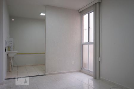 Sala de apartamento para alugar com 1 quarto, 35m² em Colônia Rio Grande, São José dos Pinhais