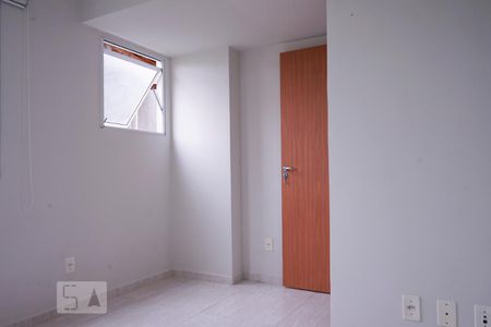 Quarto de apartamento para alugar com 1 quarto, 35m² em Colônia Rio Grande, São José dos Pinhais