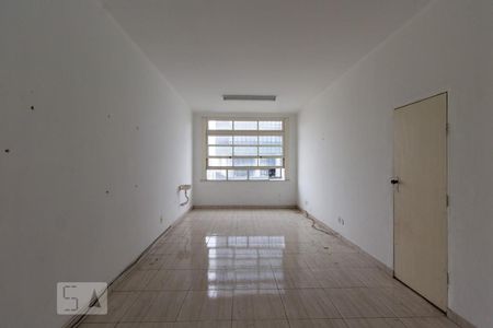 Sala de kitnet/studio para alugar com 1 quarto, 34m² em Centro, Rio de Janeiro