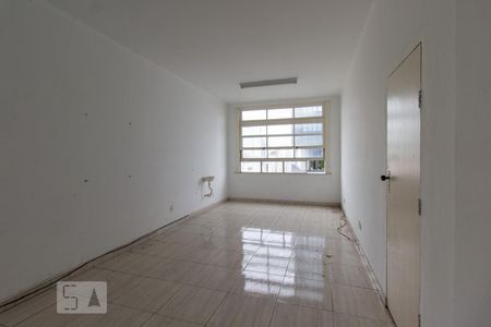 Sala de kitnet/studio para alugar com 1 quarto, 34m² em Centro, Rio de Janeiro