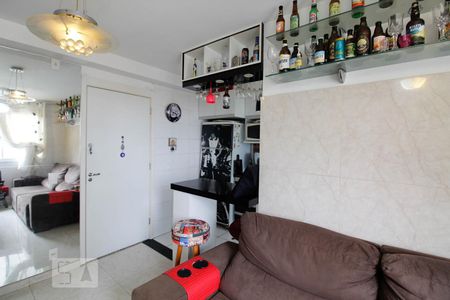 Sala de apartamento à venda com 2 quartos, 45m² em Jardim Las Vegas, Guarulhos