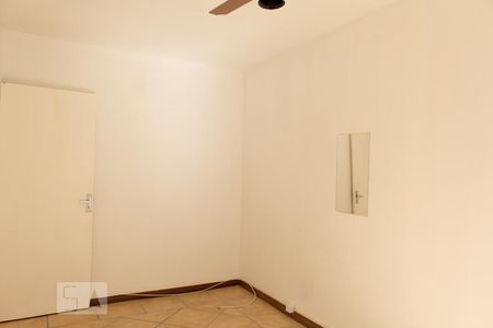 Quarto de apartamento à venda com 1 quarto, 49m² em Cristal, Porto Alegre