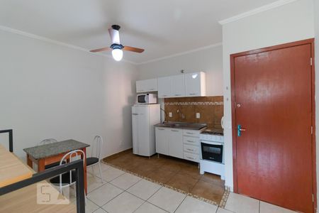 Sala e Cozinha de apartamento para alugar com 2 quartos, 46m² em Cidade Universitária, Campinas