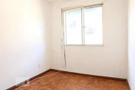 Quarto 1 de apartamento à venda com 3 quartos, 80m² em Cristal, Porto Alegre