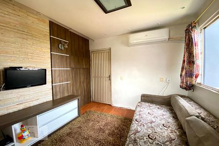 Sala de apartamento à venda com 2 quartos, 38m² em Canudos, Novo Hamburgo