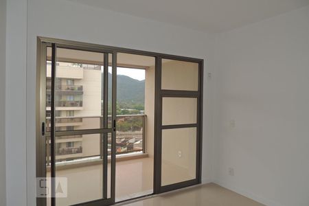 Sala de apartamento para alugar com 3 quartos, 77m² em Jacarepaguá, Rio de Janeiro