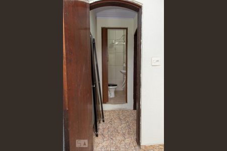Banheiro Corredor de casa à venda com 1 quarto, 32m² em Conjunto Habitacional A E Carvalho, São Paulo