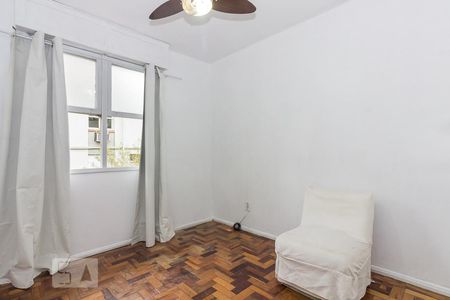 Quarto de apartamento à venda com 2 quartos, 69m² em Cristo Redentor, Porto Alegre