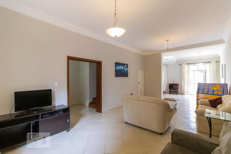 Sala de estar de casa de condomínio à venda com 4 quartos, 300m² em Loteamento Caminhos de São Conrado (sousas), Campinas