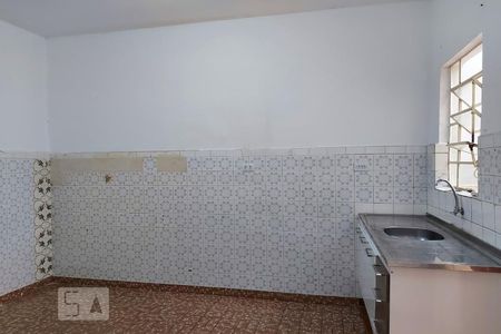 Cozinha de casa à venda com 2 quartos, 100m² em Km 18, Osasco